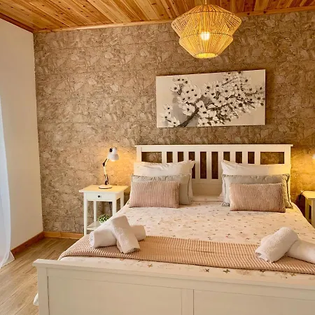 Casa Do Priolo - Villaverde Azores * Feteiras